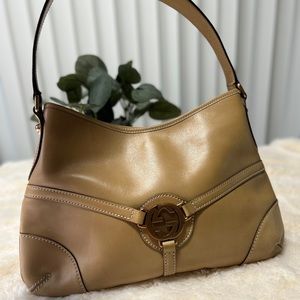 Gucci interlocking one shoulder leather bag
